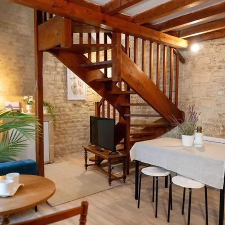 Apartamento Duplex Pour 2 Au Vaugueux Caen